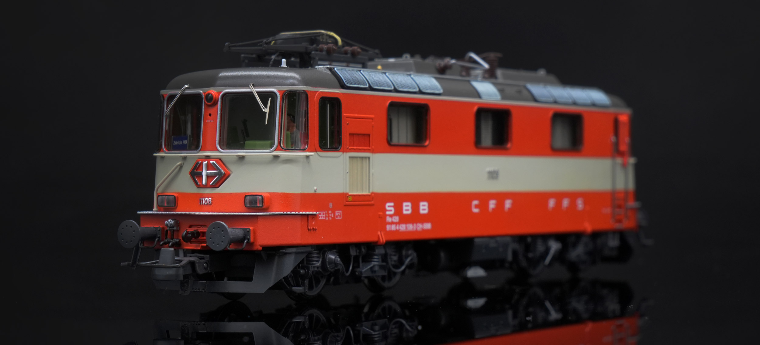 Roco 7510002 鉄道ゲージ H0 電気機関車シリーズ 4/4 II 11108 SBB の