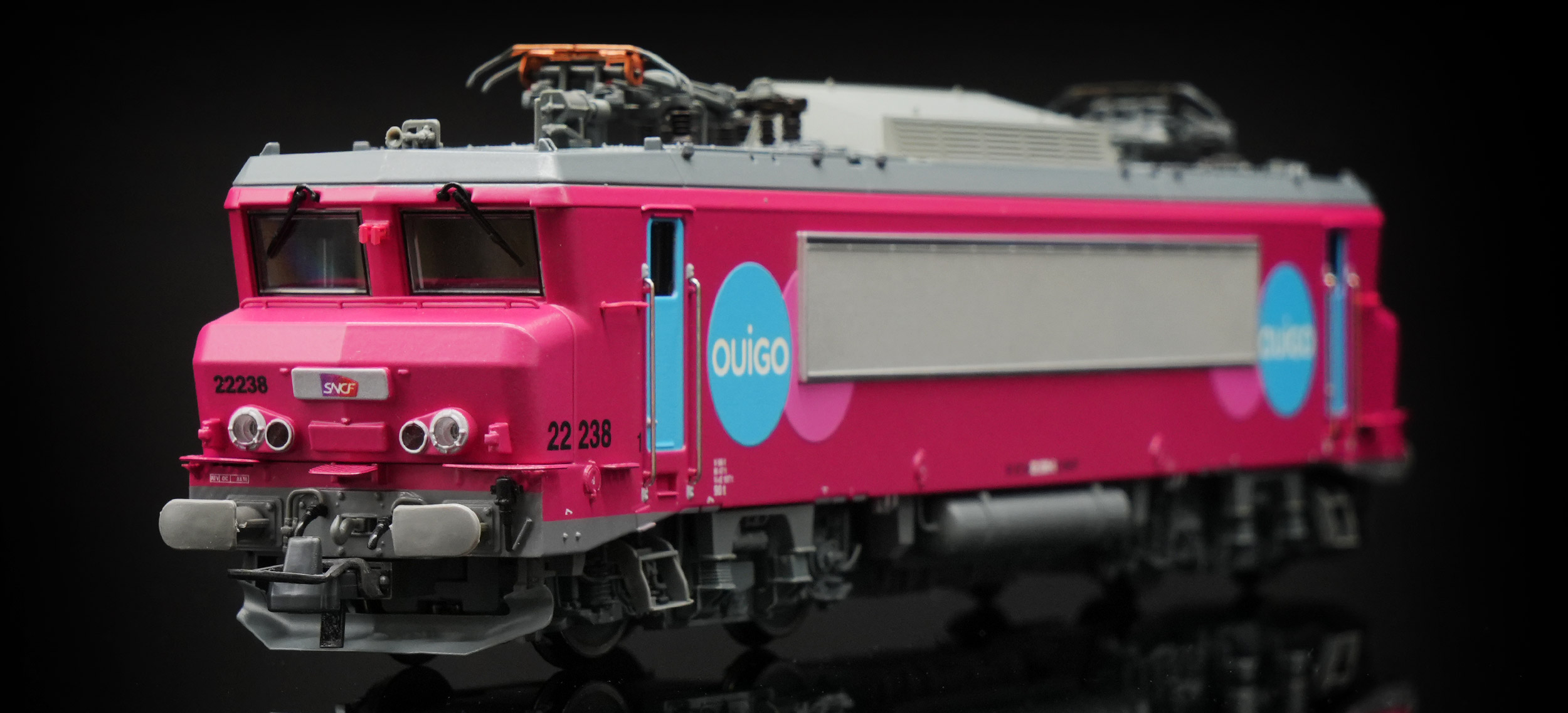 Roco 7500013 鉄道ゲージ H0 SNCF の電気機関車 BB 22200、エポック VI