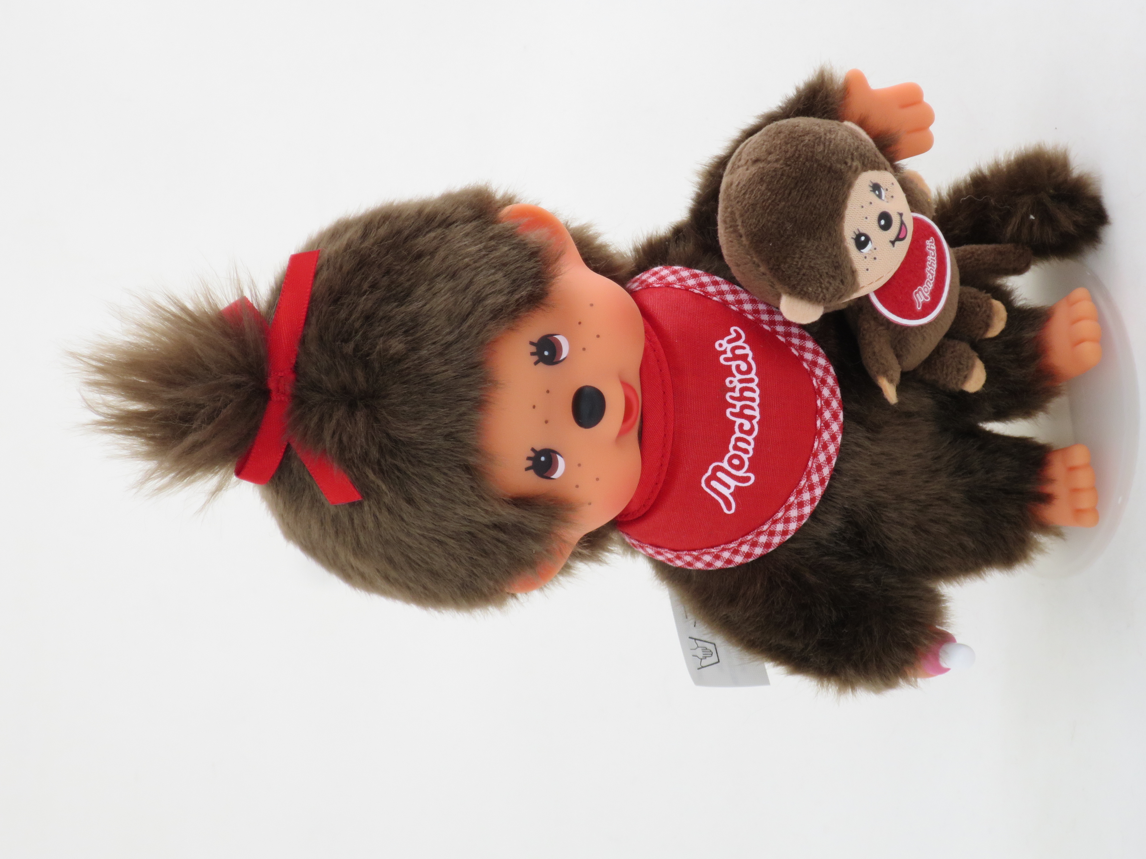 海外限定モンチッチオフィシャルショップ各店にて発売予定