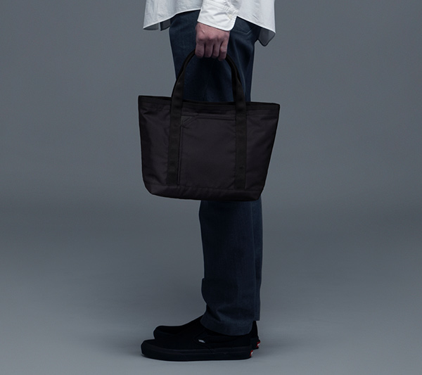 TOTE STANDARD M BLACK | STANDARD | PRODUCTS | MONOLITH OFFICAL