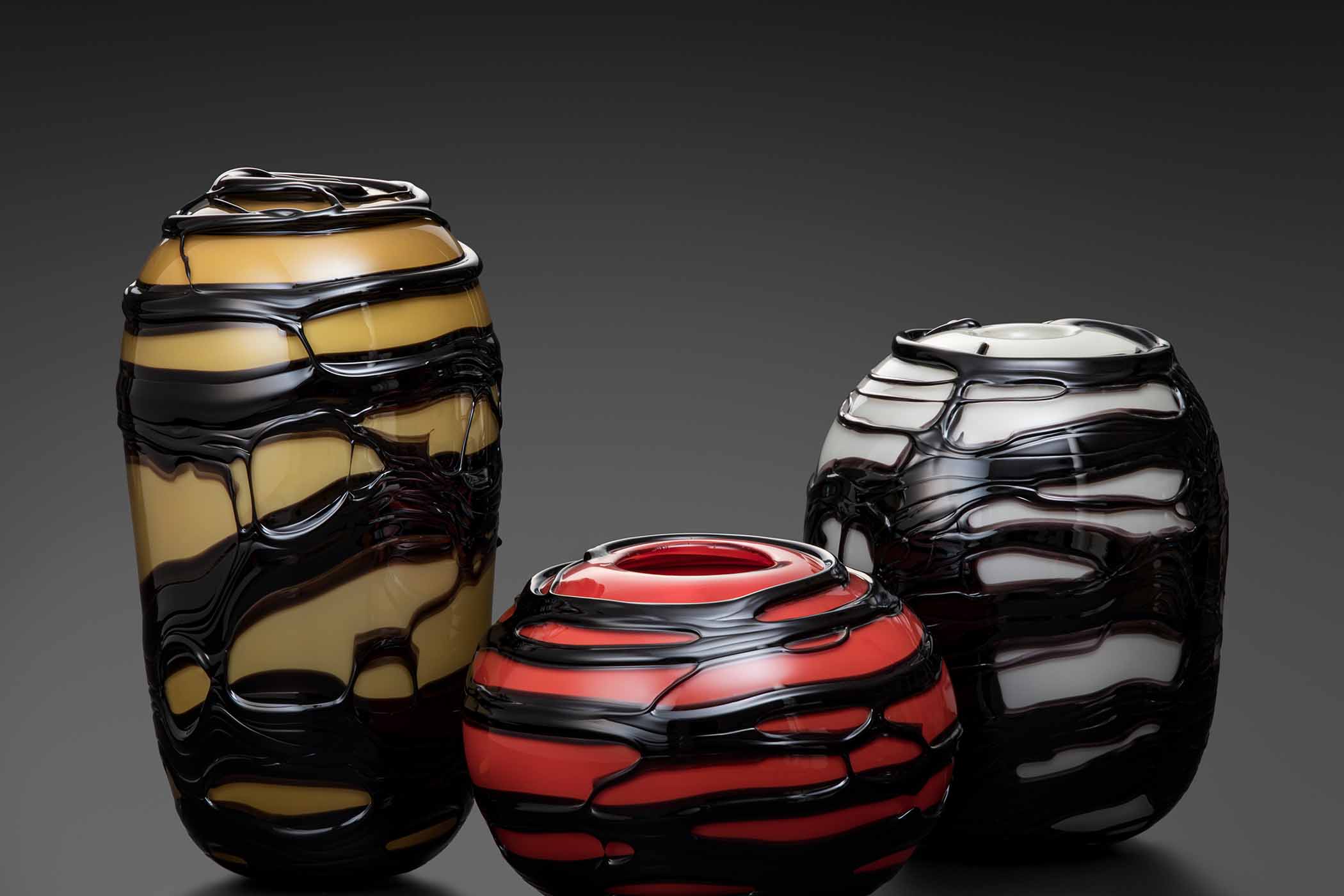 フィンランド・グラスアート－輝きと彩りのモダンデザイン