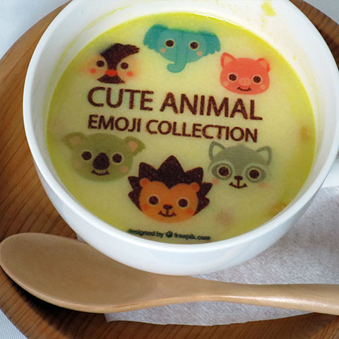 食べ物や飲み物に可食インクで簡単にプリントできるフードプリンタ