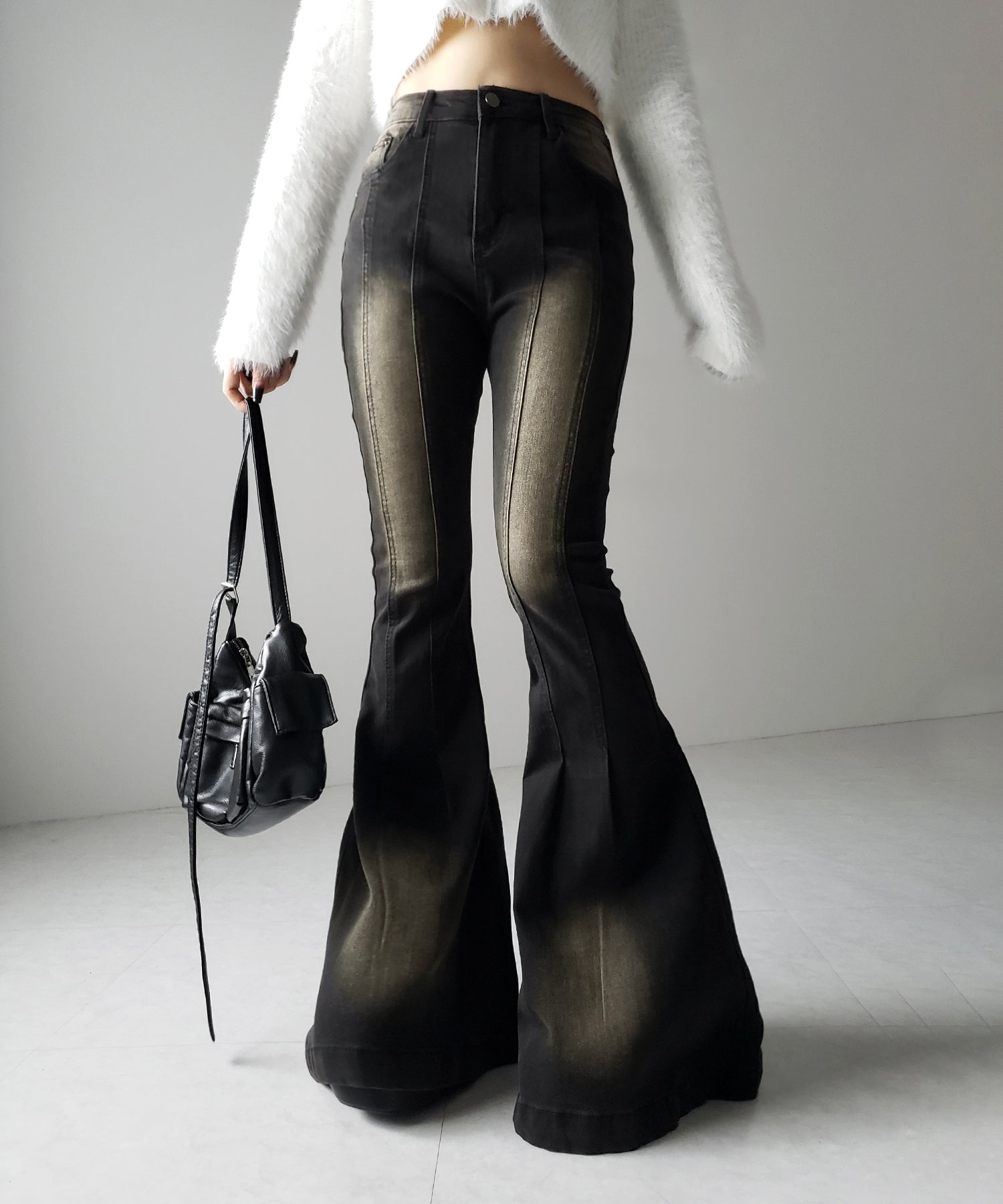 ヴィンテージライクストレッチブラックフレアデニム ／ vintage like