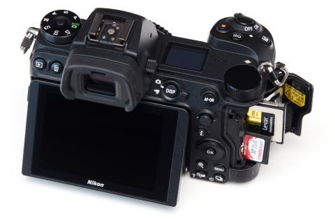おすすめのメモリーカード： ニコン Z7 II [CFexpress/XQD] | メモリー