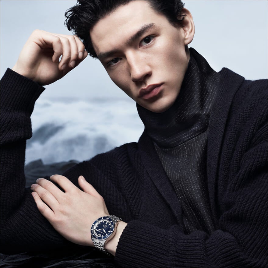 史上最高の防水性や洗練のクロノグラフ 。「エンポリオ アルマーニ」の