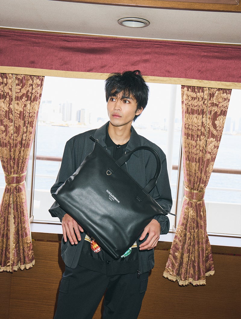 ドルチェ＆ガッバーナ、最上級の相棒バッグと僕らの毎日 メンズノンノ