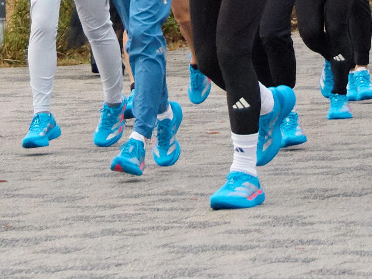 箱根駅伝は“ソーラーブルー”！ ADIDAS EKIDEN DAYで「アディゼロ」の