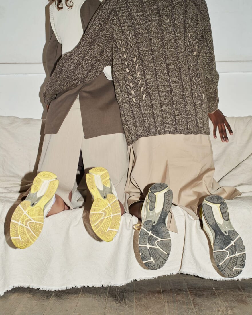 完売必至】ニューバランス「2002R」のオーラリーモデルが登場！ 両者の