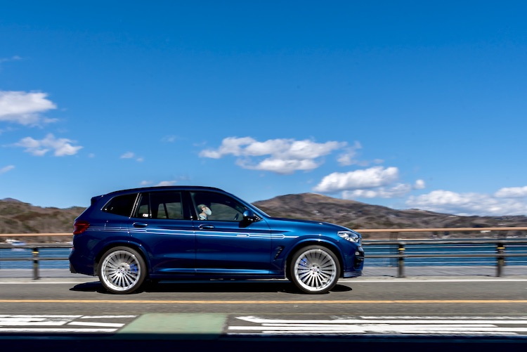 SUVでも体感できる“アルピナマジック”な走りとは？【BMW アルピナ XD3