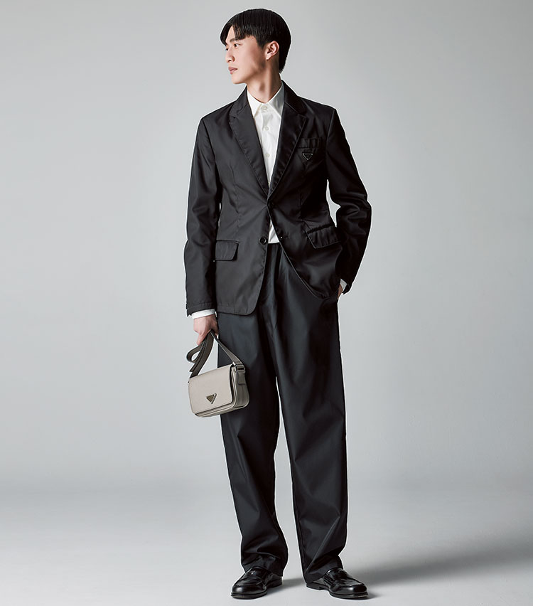 素材使いでらしさを表現するプラダのセットアップとは | MEN'S EX ONLINE |