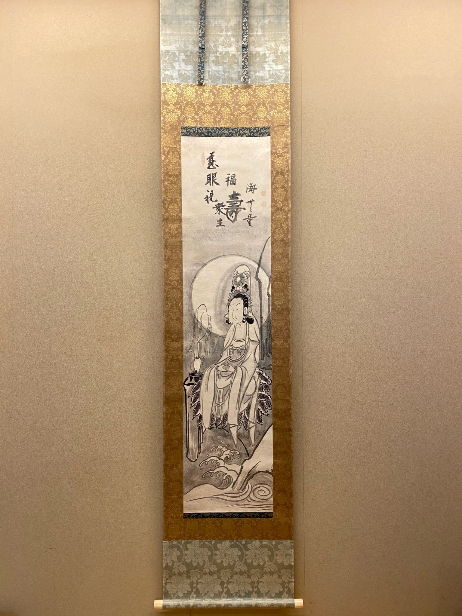 複製/村上華岳/楊柳観音図/工芸/桐共太巻箱付/布袋屋掛軸