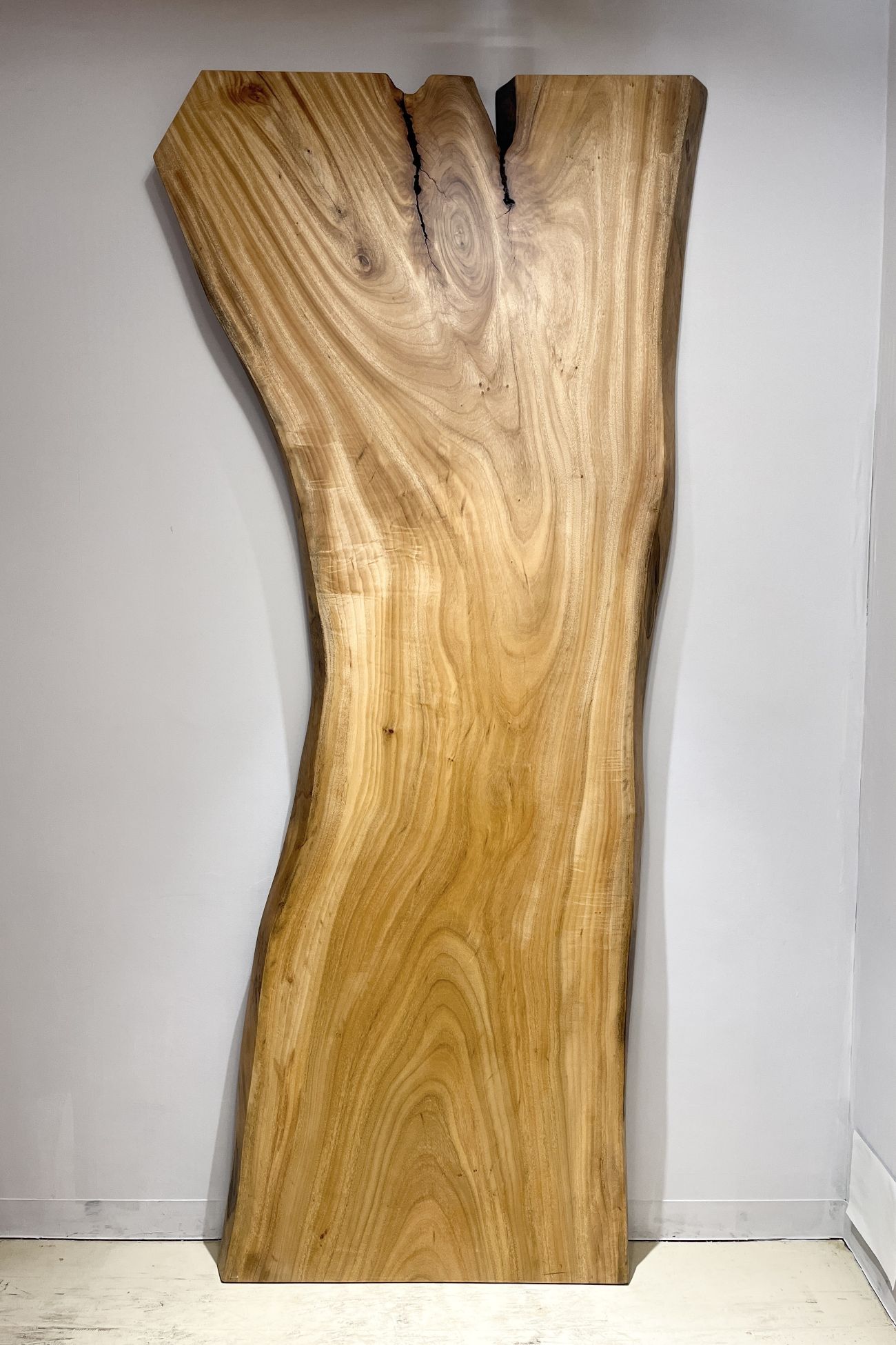 天然木 東京 新宿 東五軒町展示 楠（くすのき）材 一枚板 セール｜一枚