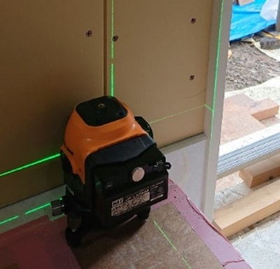 LA-C81DGの製品詳細ページ | レーザ墨出器 | マックス株式会社（MAX）