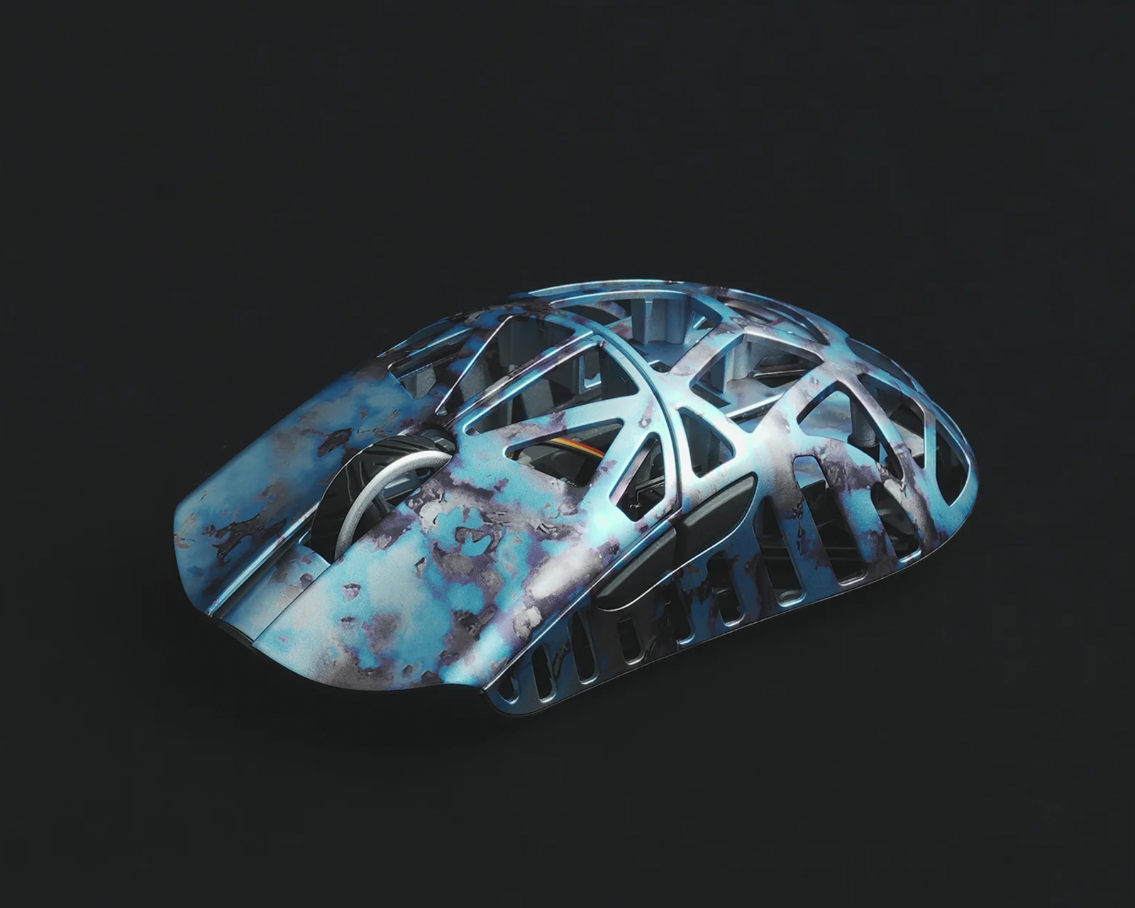 WLMouse Beast X Mini Pro - Tempered [Omron Opticals] - Side Slits