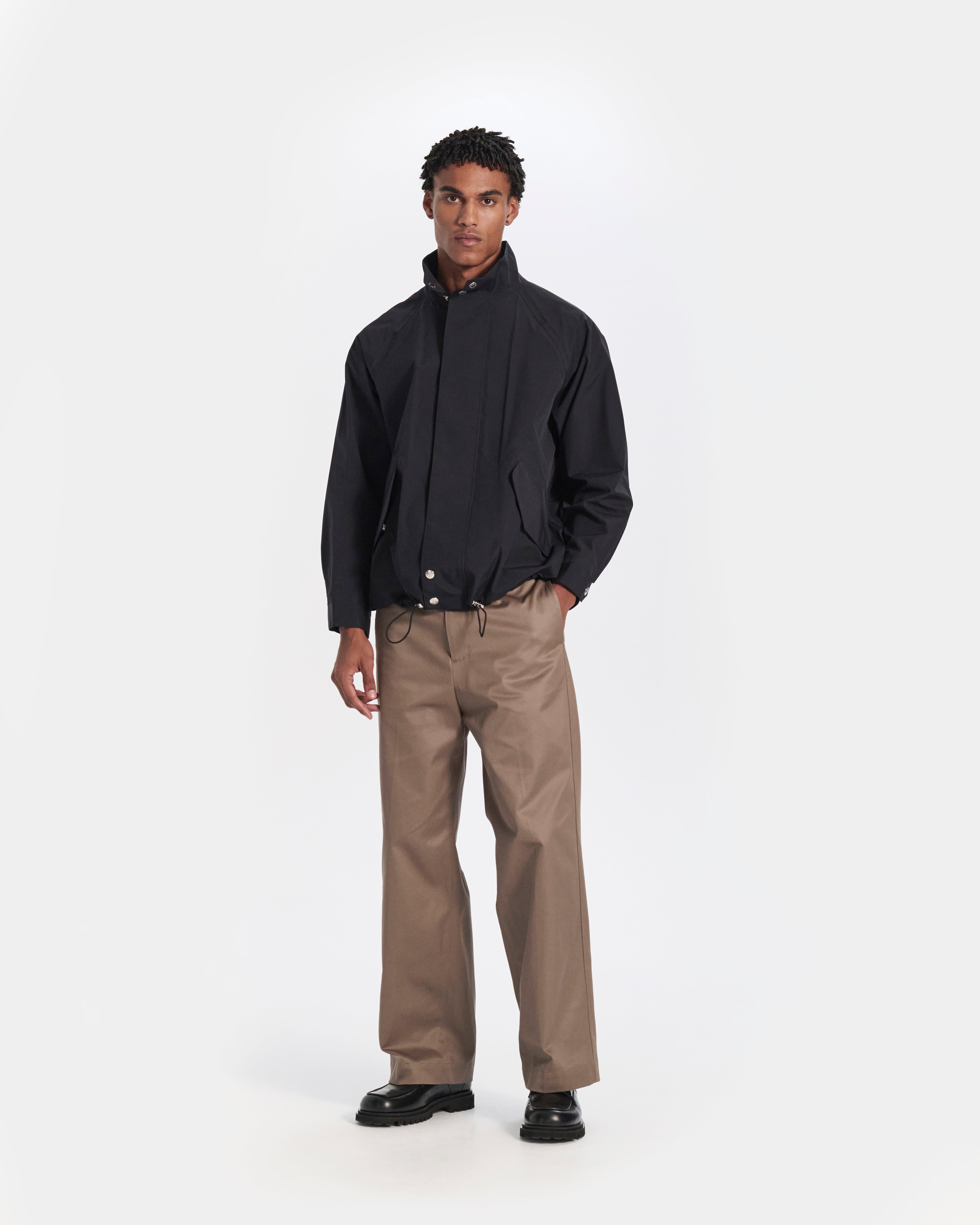 メンズ SKYE RAINTEC SHORT - スタンドカラー ジャケット – Mackintosh