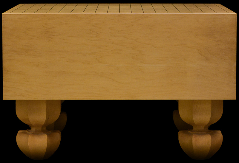 本榧足付碁盤 5寸6分（天地柾） ga50051 | 前川榧碁盤店