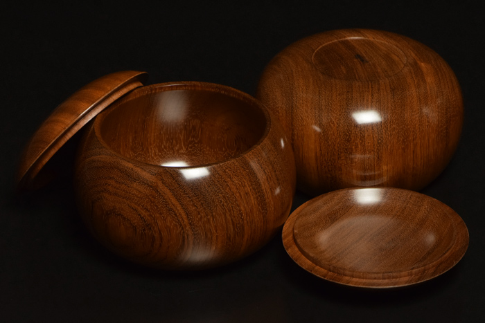 花梨碁笥 極上（40号） | 前川榧碁盤店