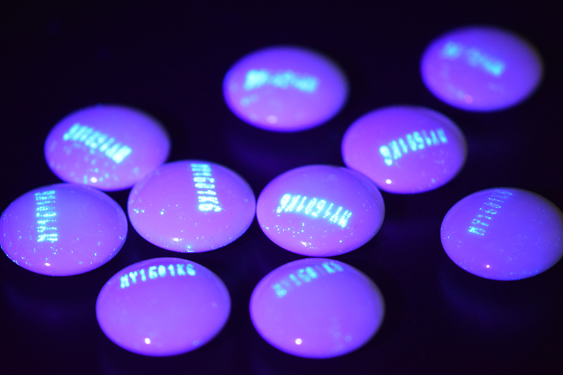 黒木碁石店 本蛤碁石 ブルーラベル雪印 36号 | 前川榧碁盤店