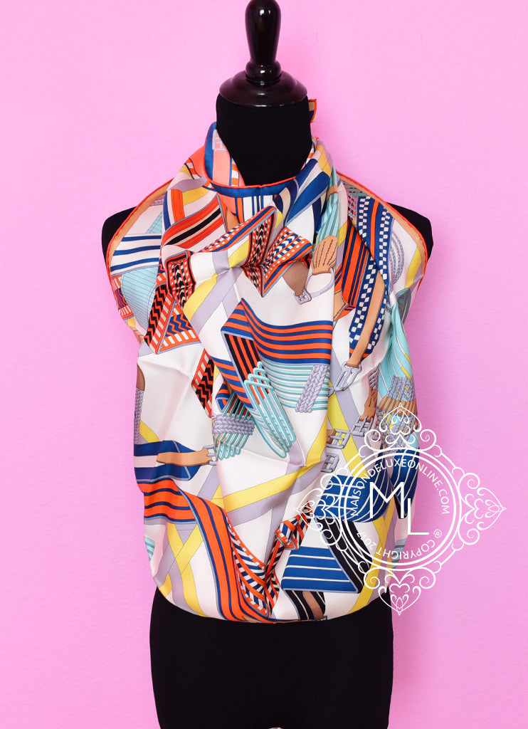 Hermes Ivory Aqua Twill Silk 90 cm Sangles en Zigzag Scarf Shawl