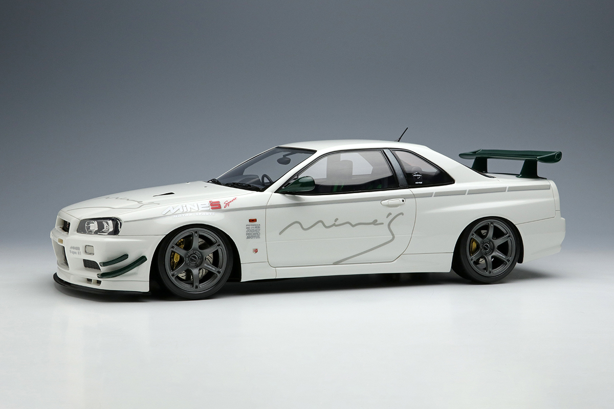 Make Up Co., Ltd. / Mine's Skyline GT-R (BNR34) V・spec N1