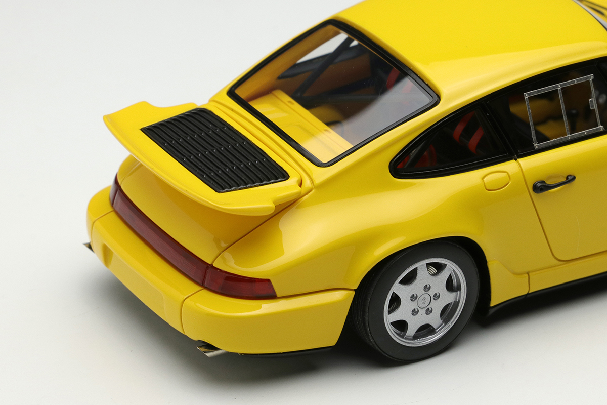 Make Up Co., Ltd. / Porsche 911 (964) Carrera 4 Leichtbau 1990