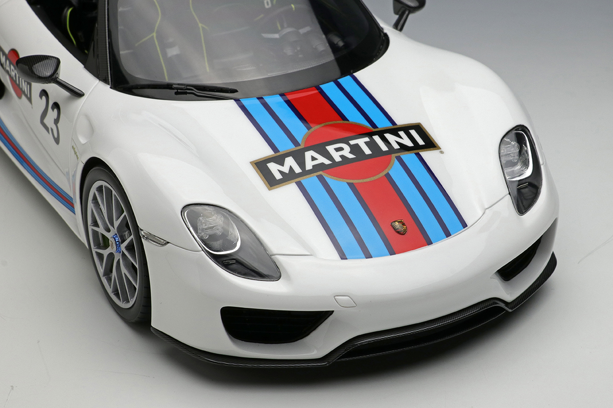Make Up Co., Ltd. / Porsche 918 Spyder Weissach package 2011