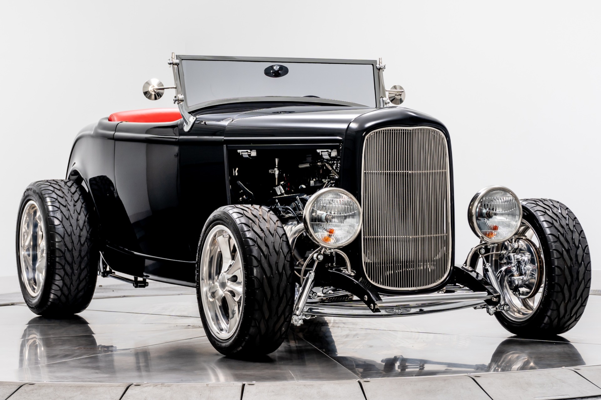 Used 1932 Ford Highboy Roadster in Black For Sale (Sold