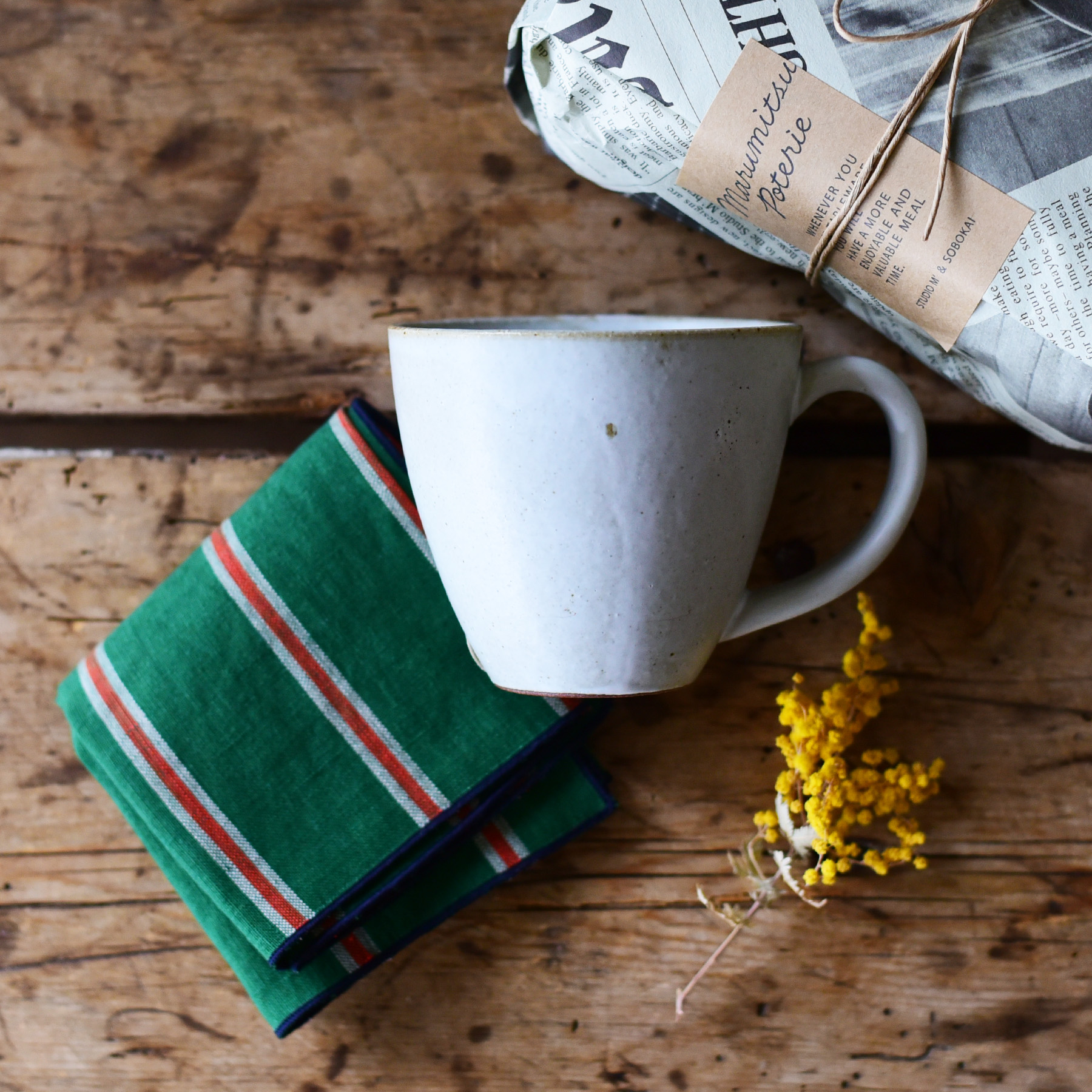 ギフトセット :: ノマド(ハンカチ)×マウンテンマグラウンド(白)-MP