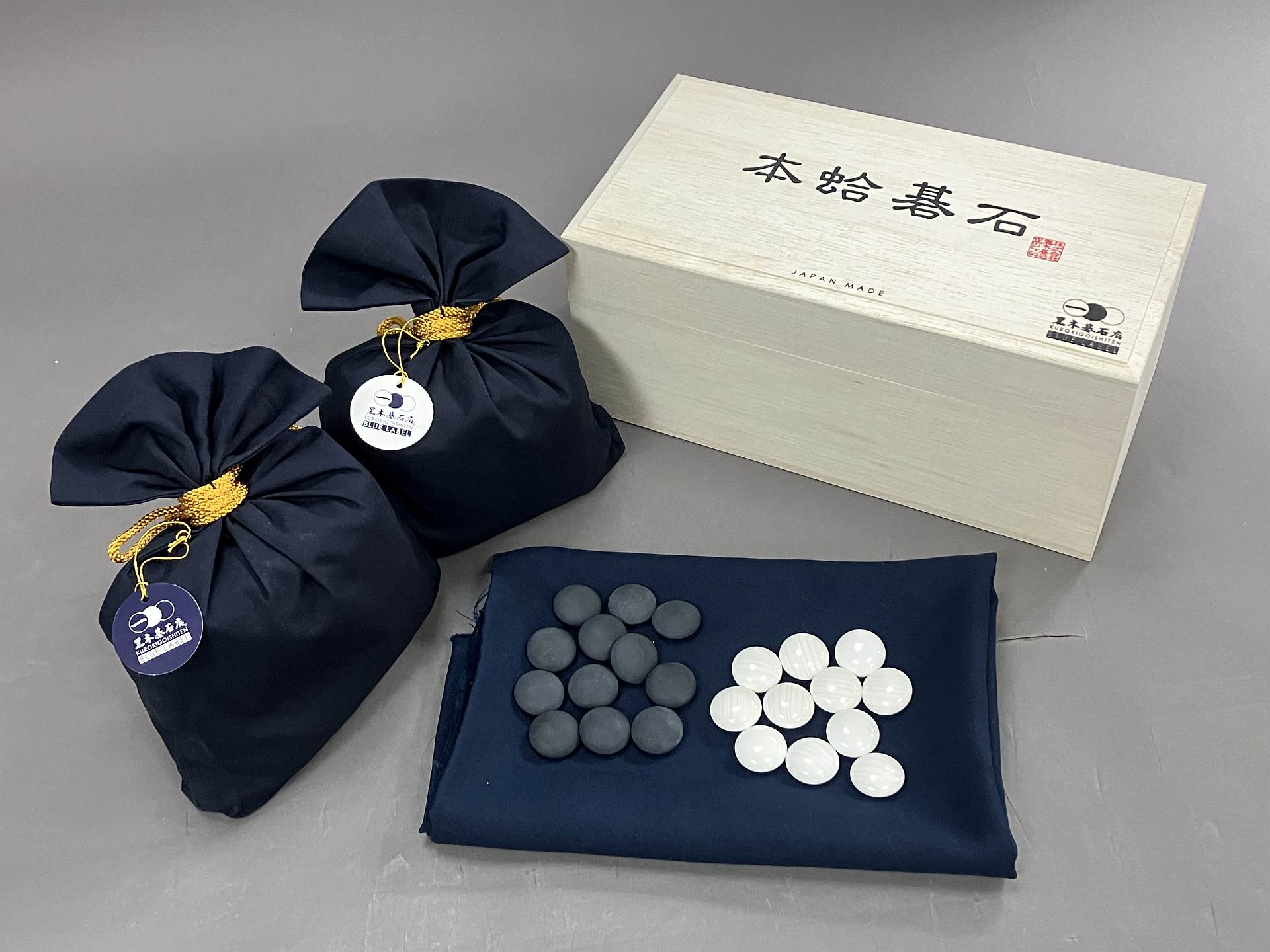 碁石｜丸八碁盤店