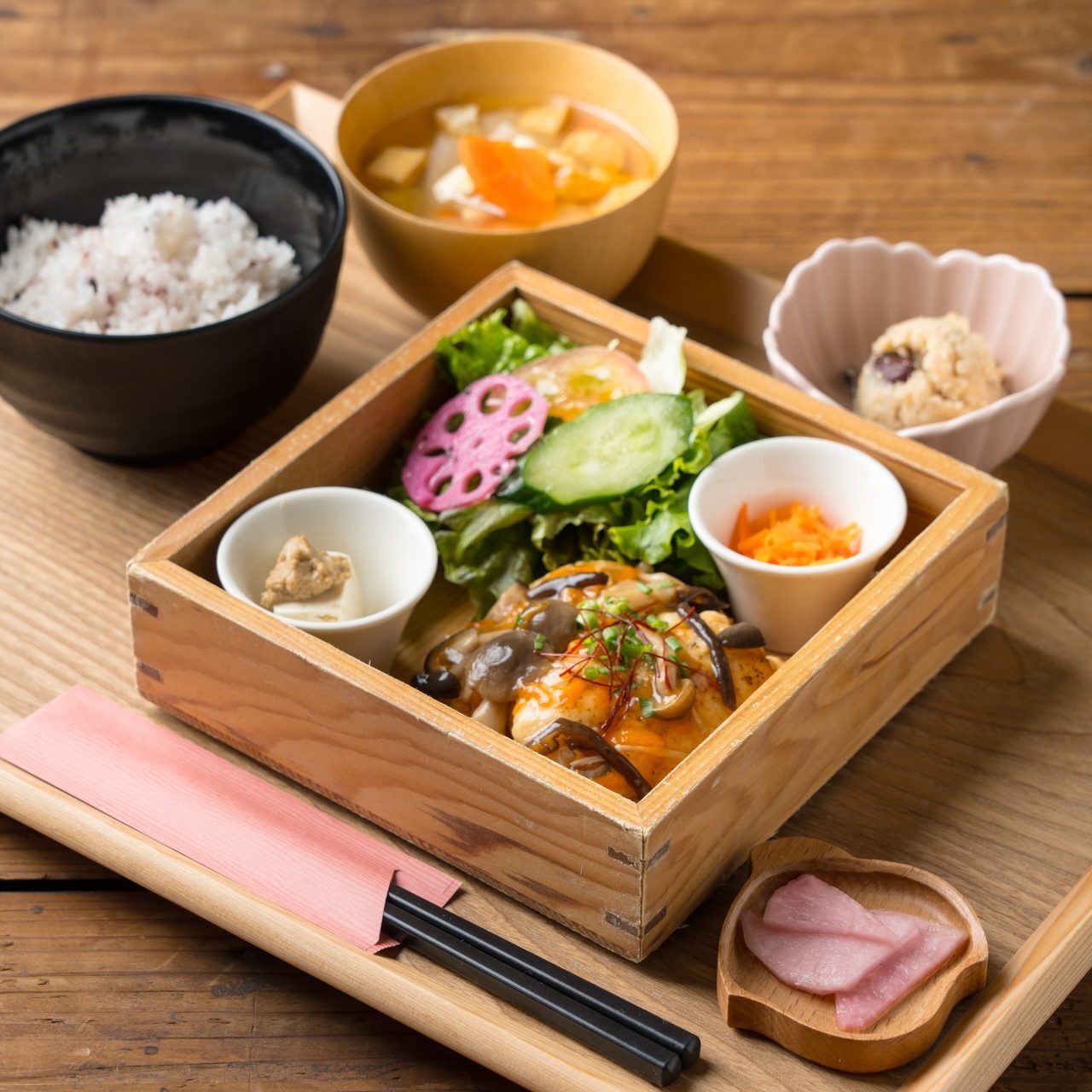 蒲生茶廊zenzai | Maruya gardens（マルヤガーデンズ）