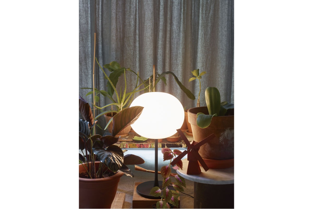 GLO-BALL F1（ブラック）の通販 / マスターウォール