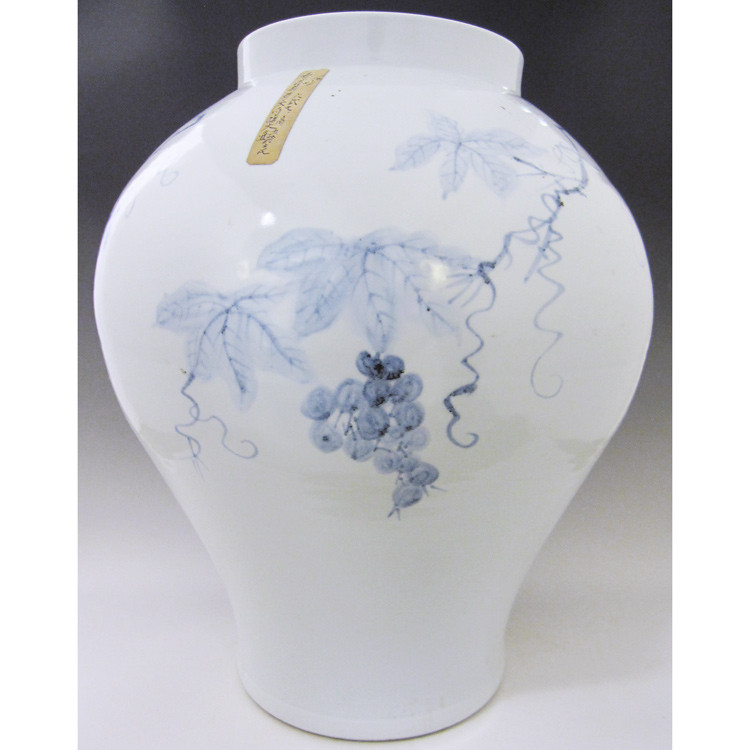 李朝 青花葡萄文白磁大壺 高さ約52cm 韓国 朝鮮 陶磁器 希少