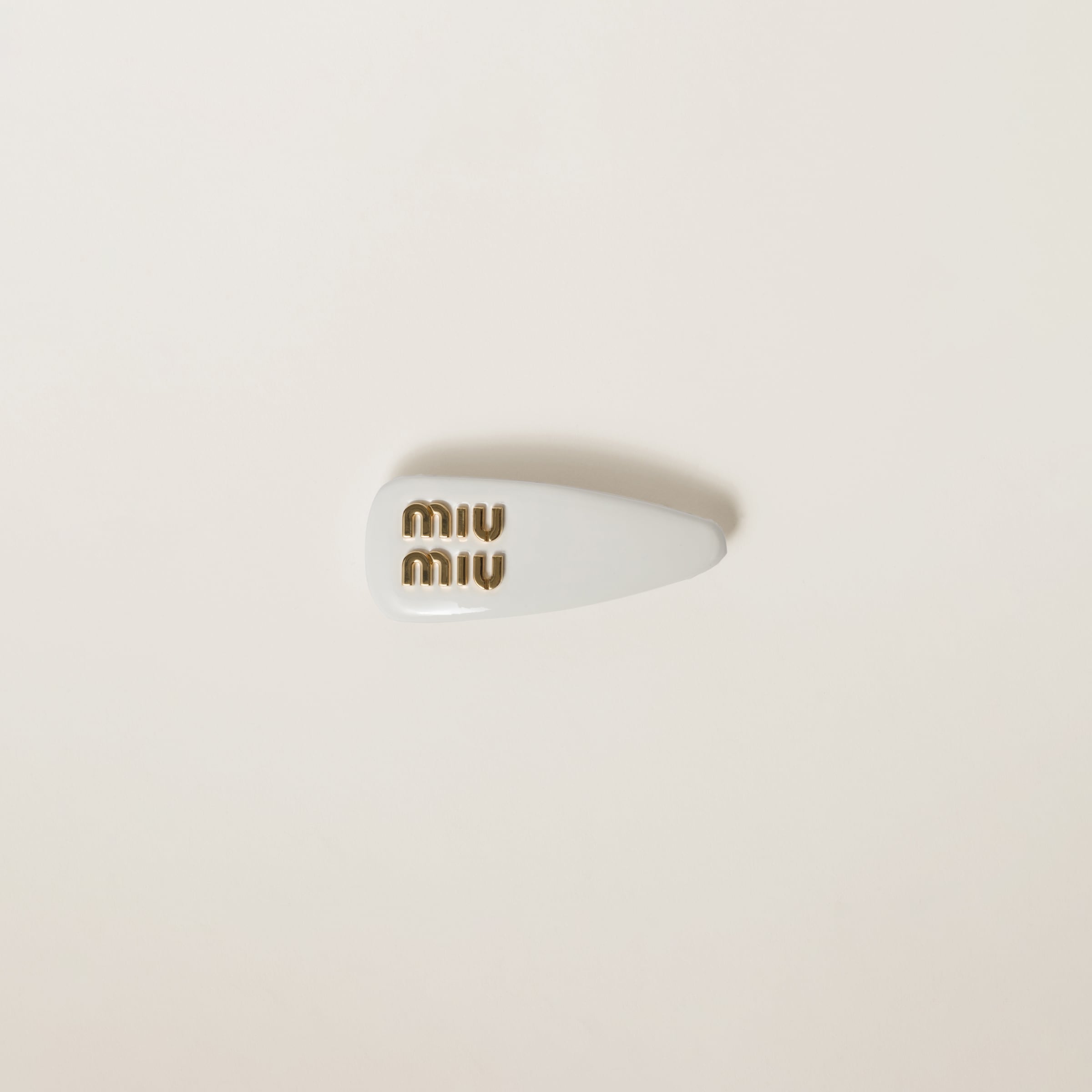 ホワイト パテントレザー ヘアクリップ | Miu Miu