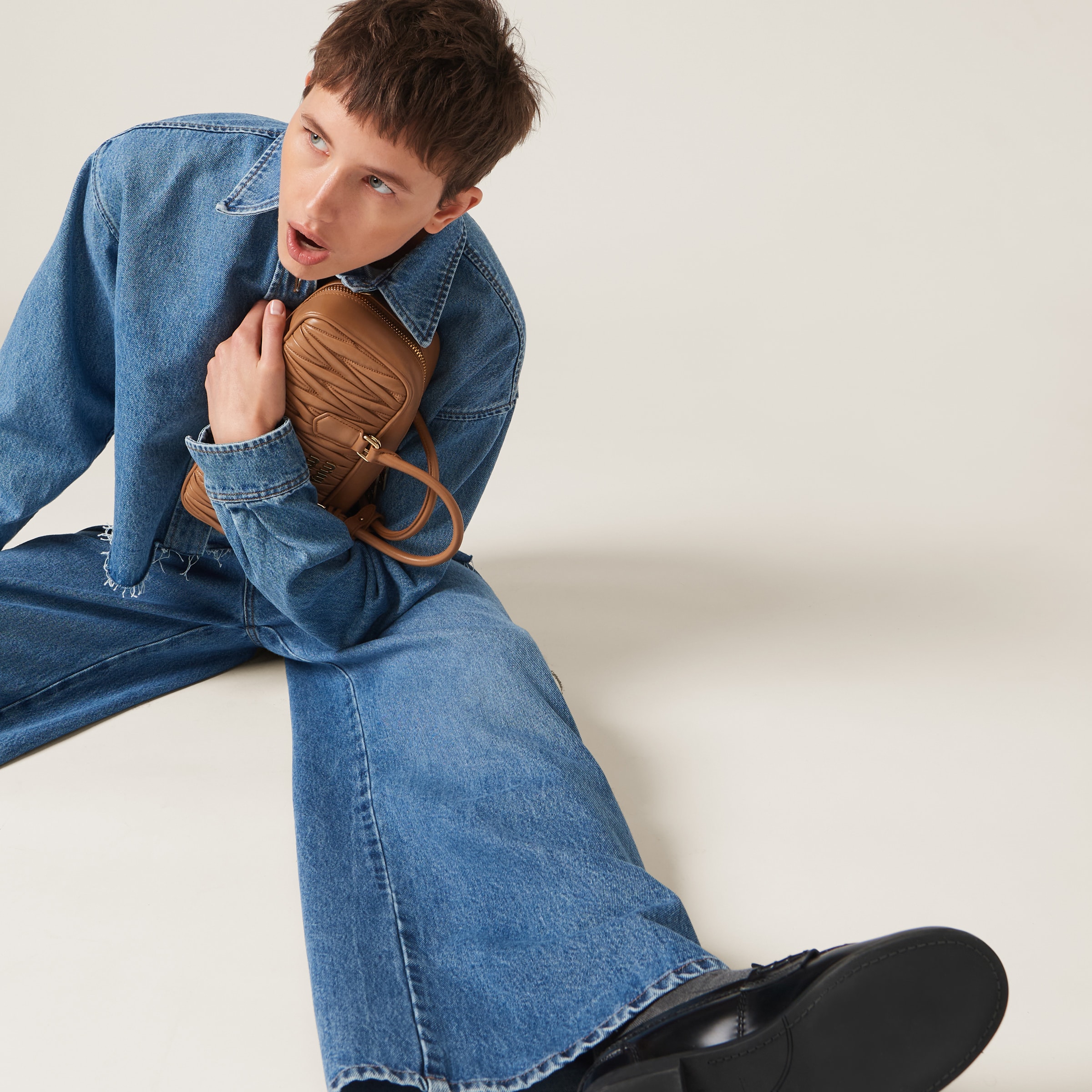 サファイアブルー デニム パンツ | Miu Miu