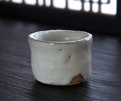 武内晴二郎の作品、陶器・陶磁器を高額査定｜陶器・陶磁器買取 宮筥