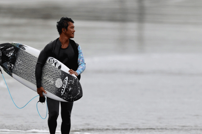 STAND WETSUIT【スタンドウェットスーツ】 - サーフボード、ウェット