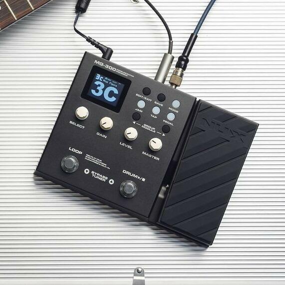 NUX MG-300 モデリングギタープロセッサー ペダル搭載 マルチ
