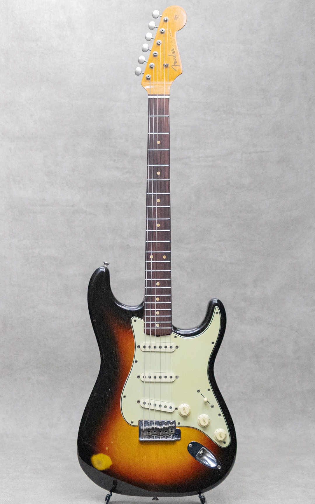 Stratocaster Sunburst / 1963: エレキギター｜三木楽器公式通販サイト