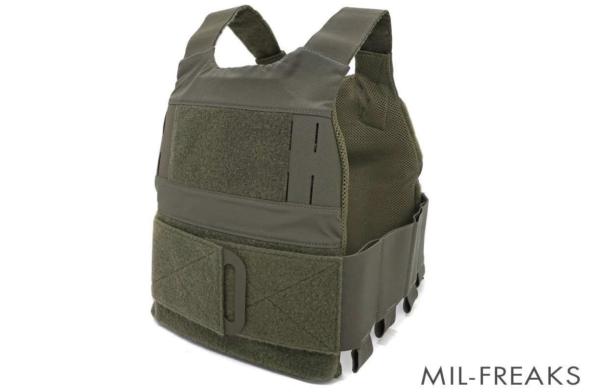 FERRO CONCEPTS The Slickster プレートキャリア マルチカムブラック