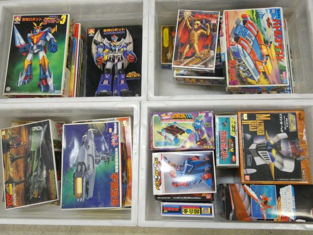 昭和のレトロプラモデル、超合金、書籍など 約150点 出張買取 東京都