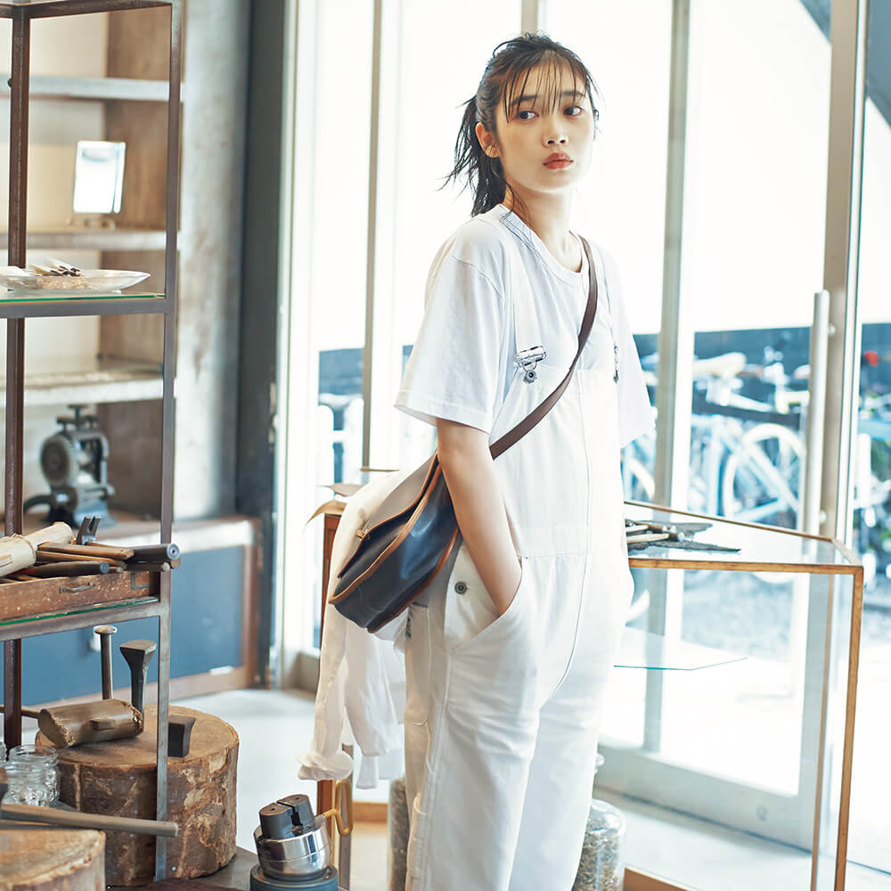 moimoi】ホワイトコットンジッパーオーバーオール moimoi】ホワイト