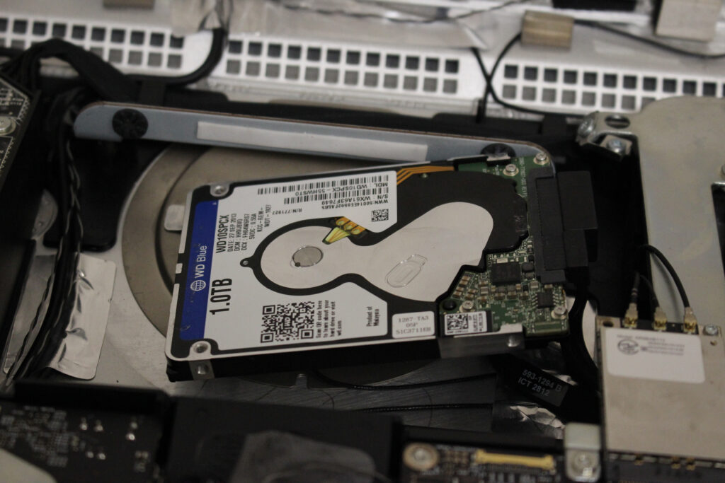 2024年の今、iMac 2011を復活させる