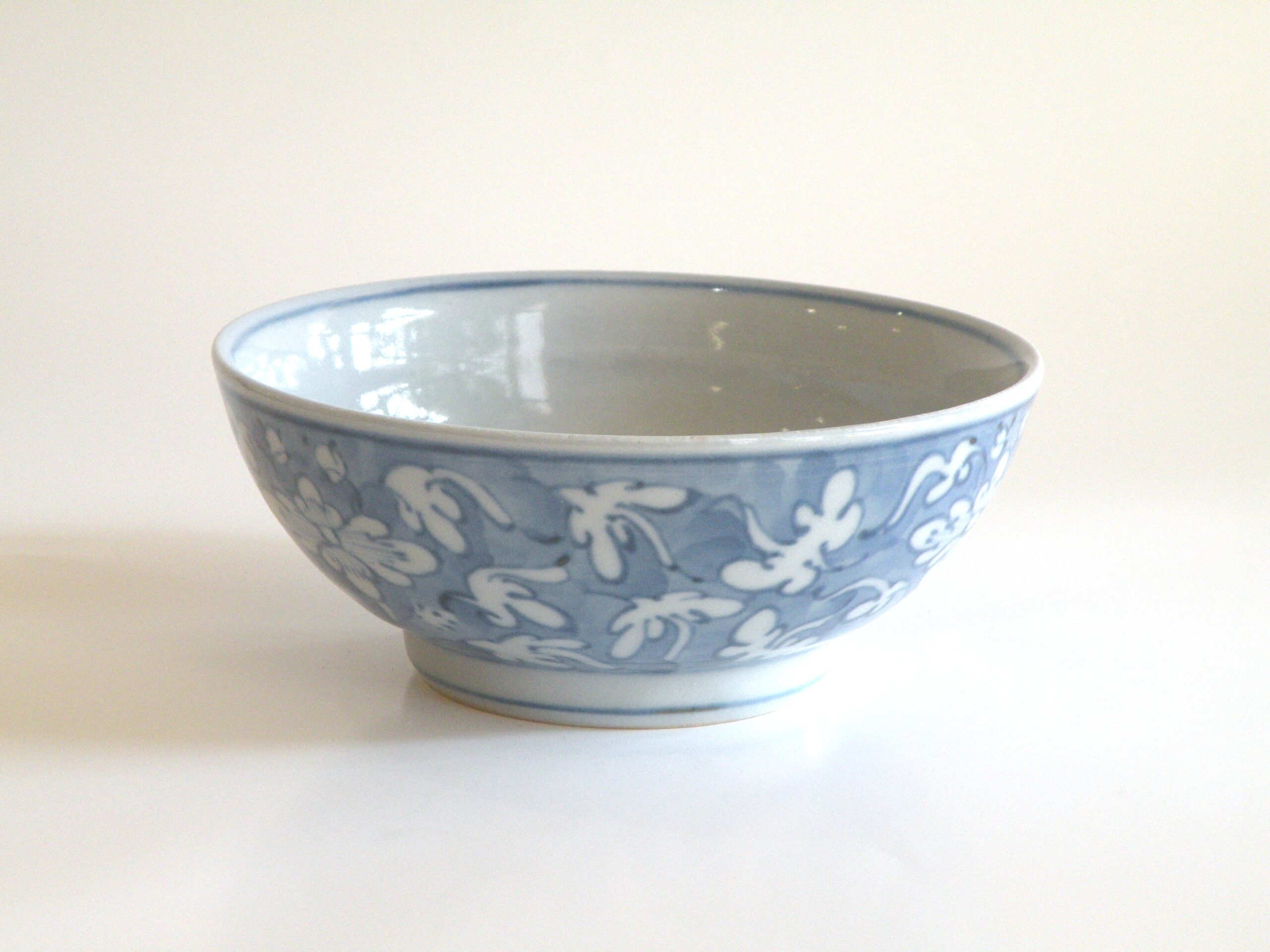 美濃焼伝統工芸品協同組合 | 鼠志野茶碗