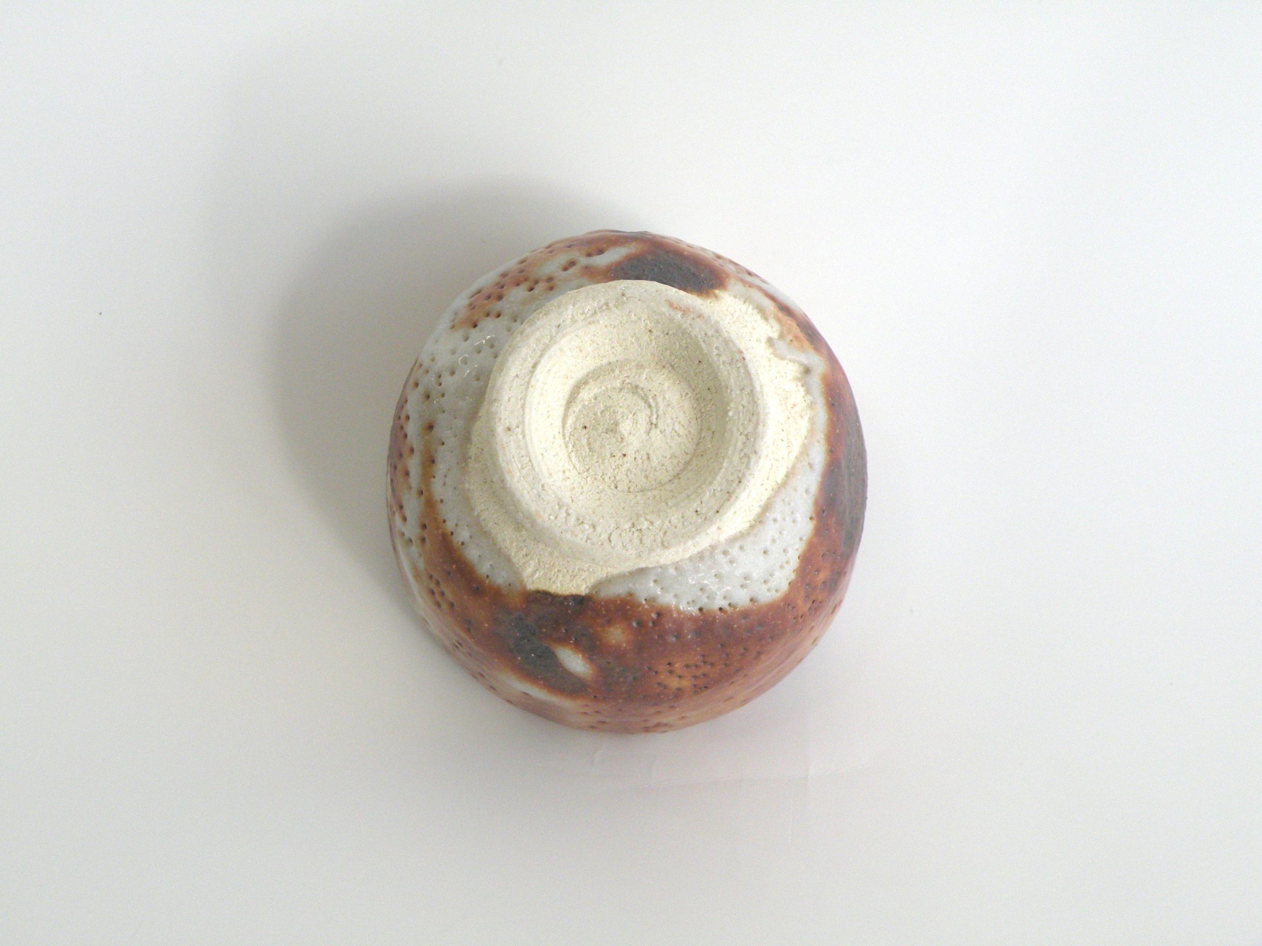 美濃焼伝統工芸品協同組合 | 鼠志野ぐい呑 木箱