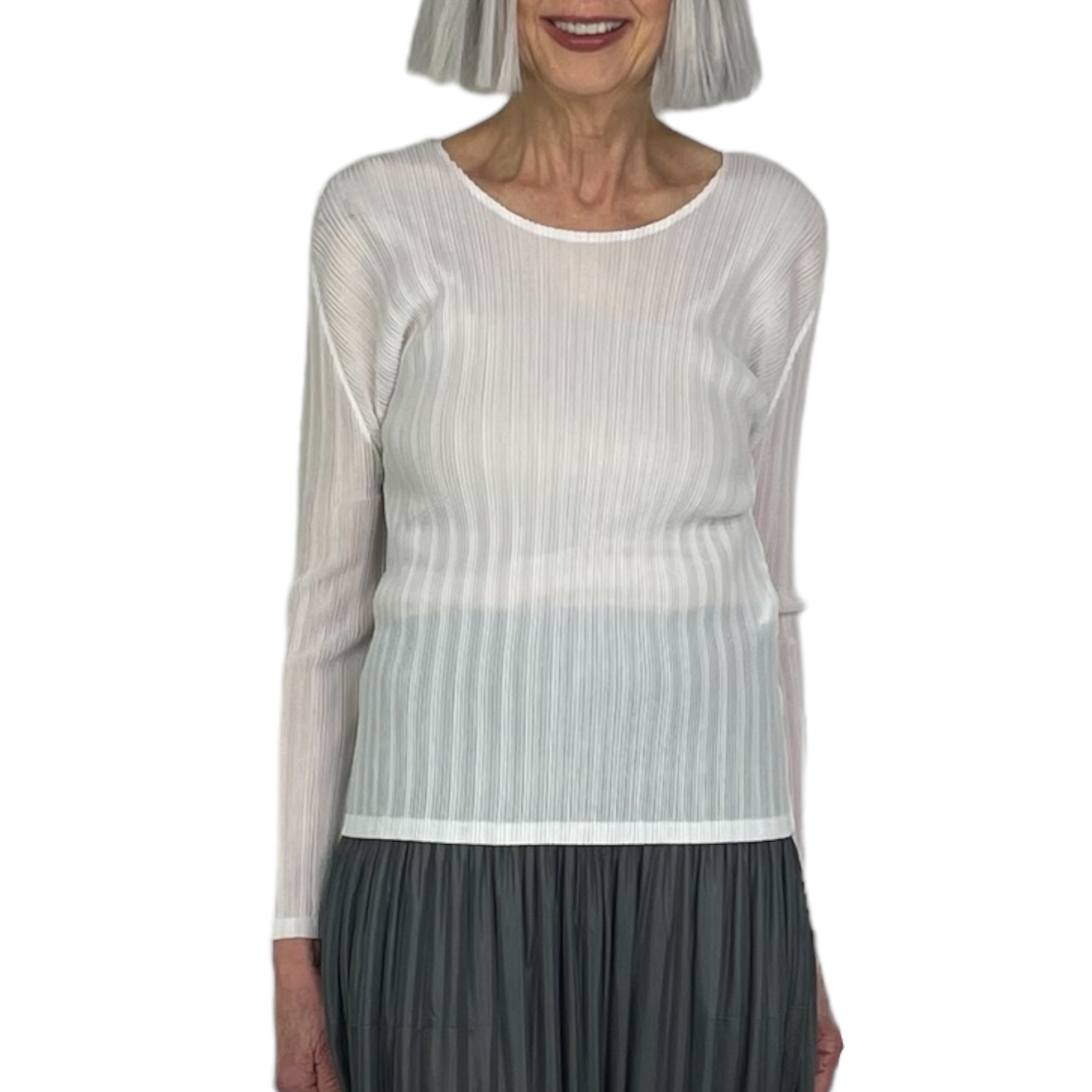 RIB PLEATS BASICS CREWNECK TOP – MIO