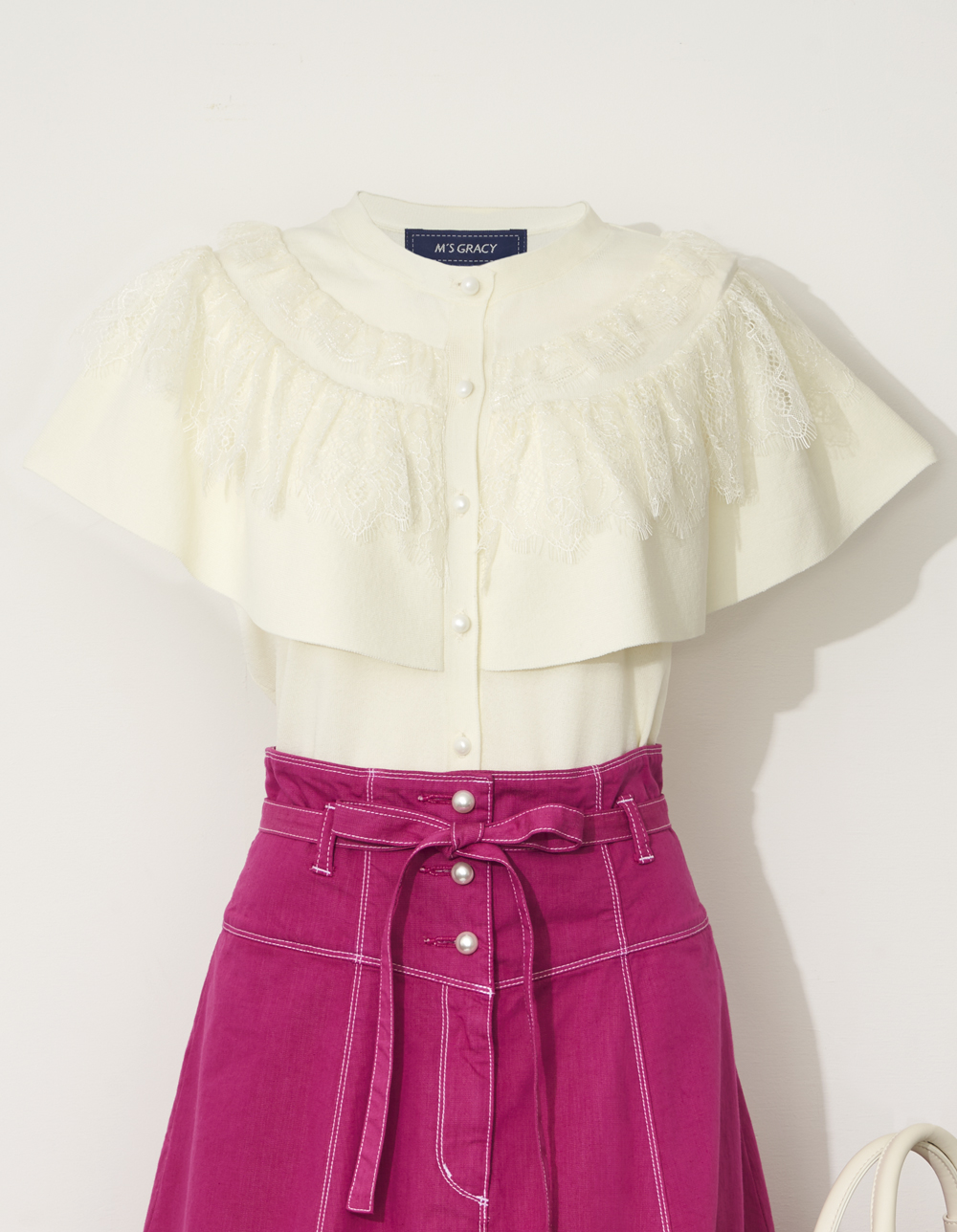 レース重ねフリルニット | msgracy