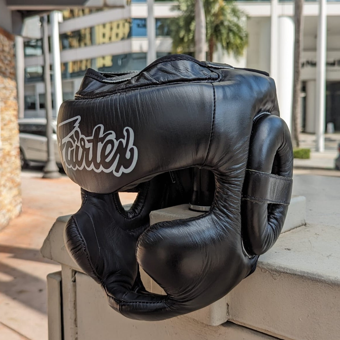 FAIRTEX HEADGEAR HG13L LEATHER BLACK – MSM FIGHT SHOP