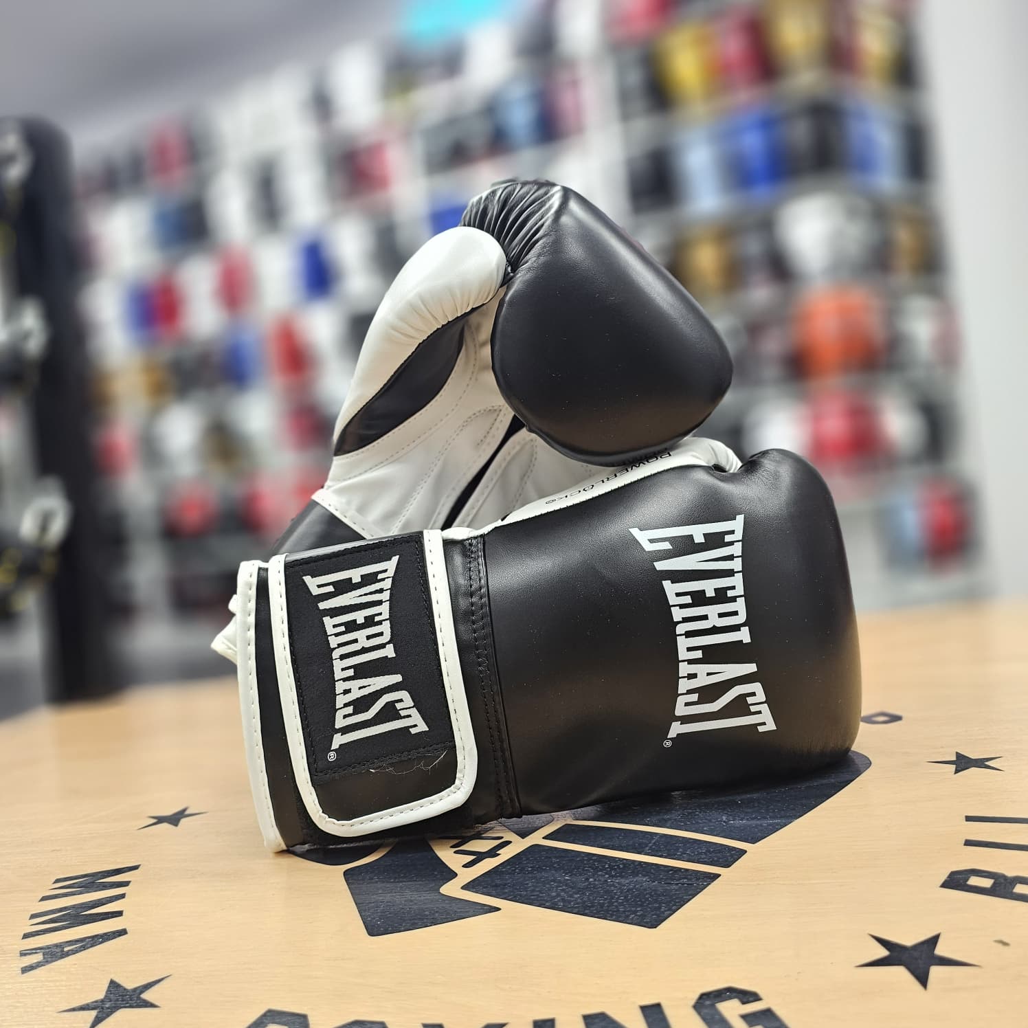 EVERLAST GLOVES POWERLOCK OG SYNTEC HOOK & LOOP BLACK – MSM FIGHT SHOP
