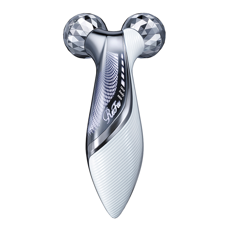 EMSのリフティング※×ローラーの引き締めケアで美の輪郭を研ぎ澄ます