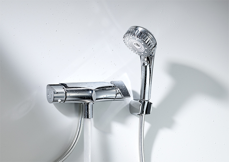 ファインバブルが発生する浴室水栓「ReFa FINE BUBBLE FAUCET BATH